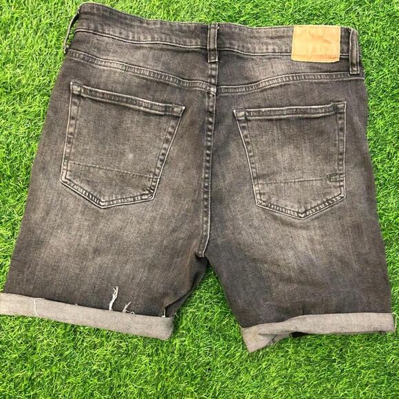 Men’s Distressed Aero Denim Shorts - Picture 3 of 3